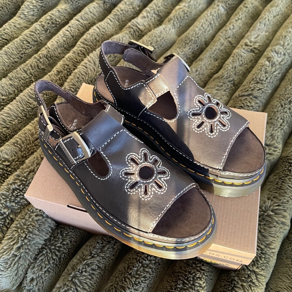 Dr. Marten DUNNET FLOWER